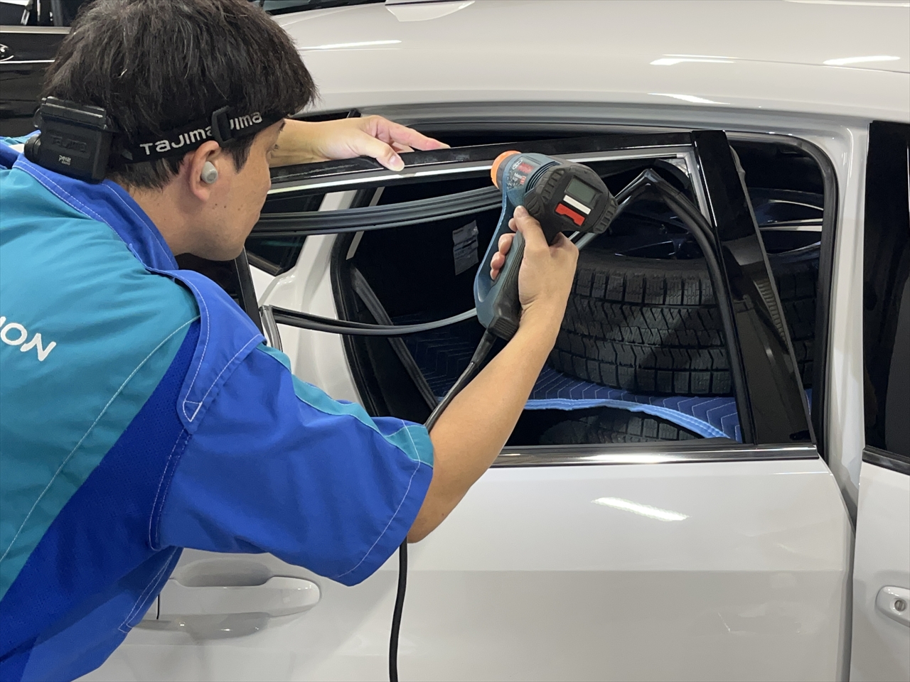 カーラッピングフィルム(ドアモール)