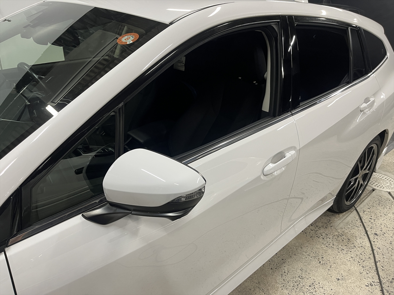 カーラッピングフィルム(ドアモール)