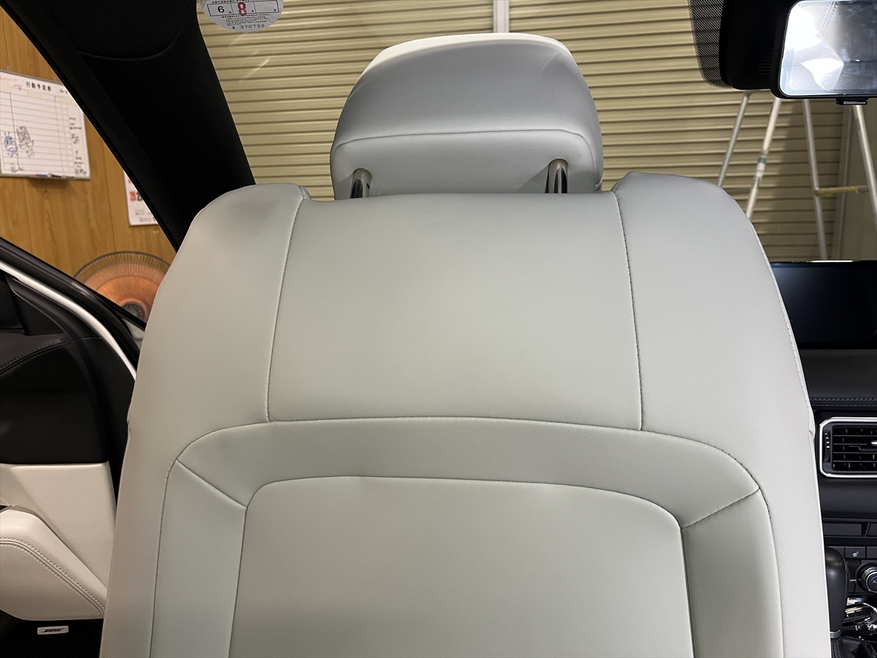 車内クリーニング (嘔吐 シート周り)