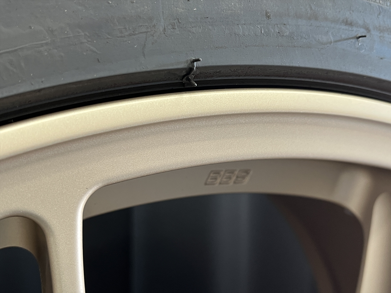 ホイールリペア