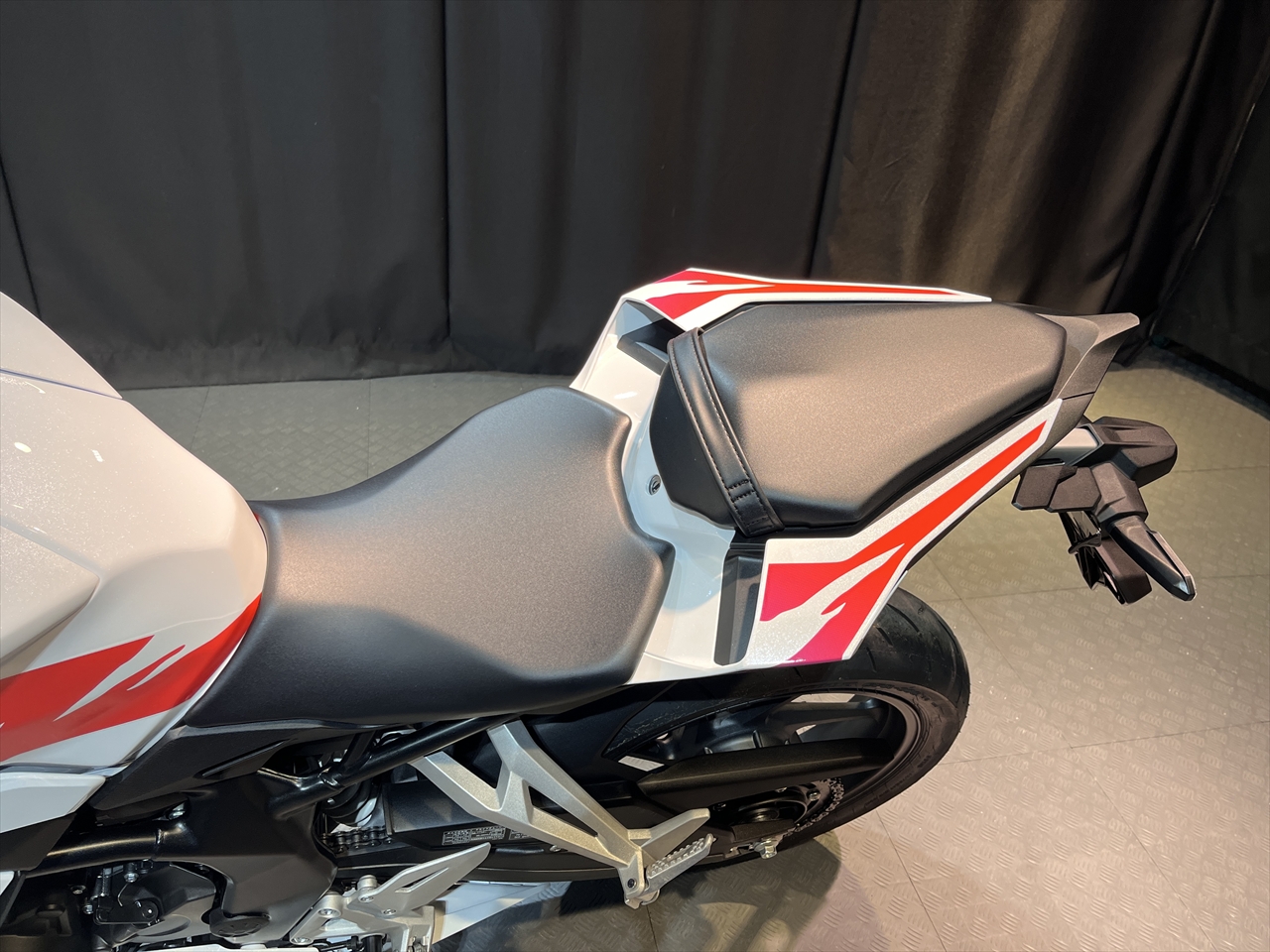 バイクコーティング(レザーシート)