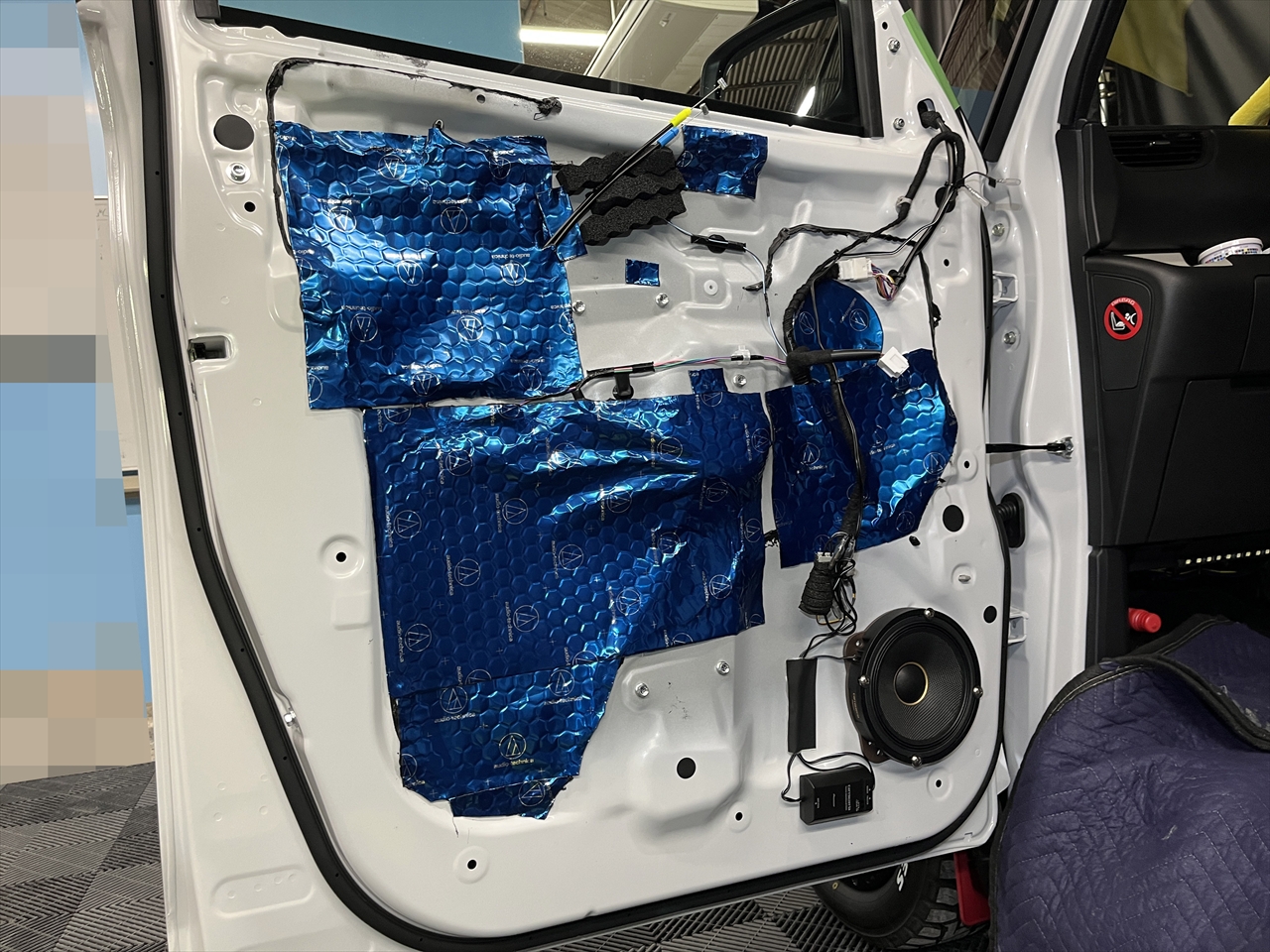 用品取付(スピーカー取付・デッドニング等)