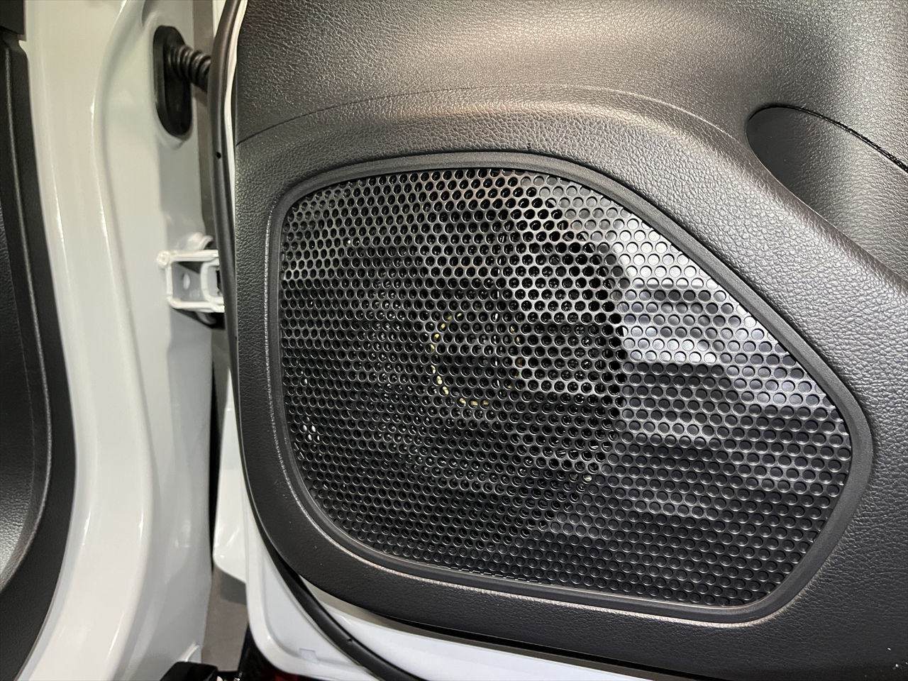 用品取付(スピーカー取付・デッドニング等)