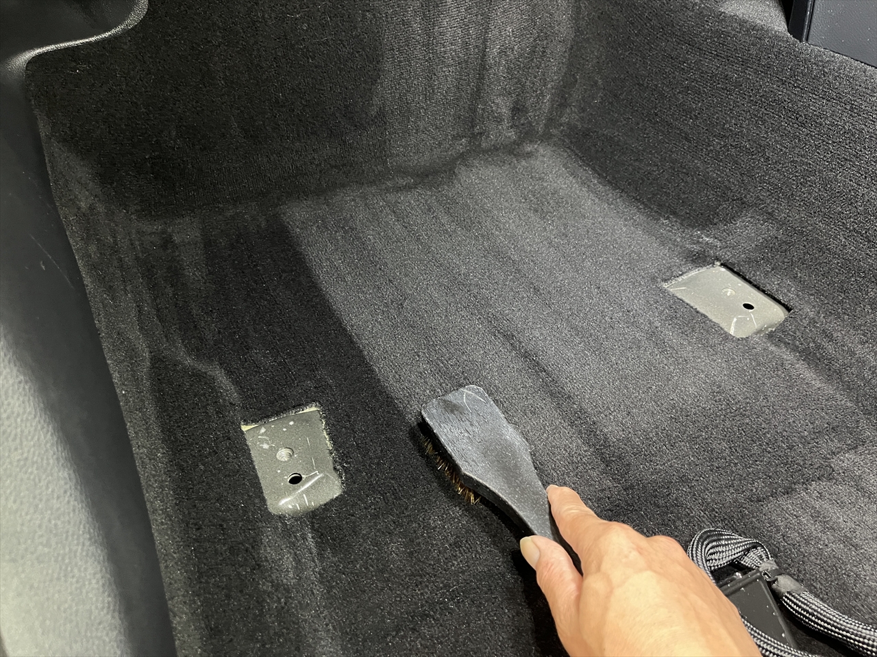 車内クリーニング (タバコ臭)