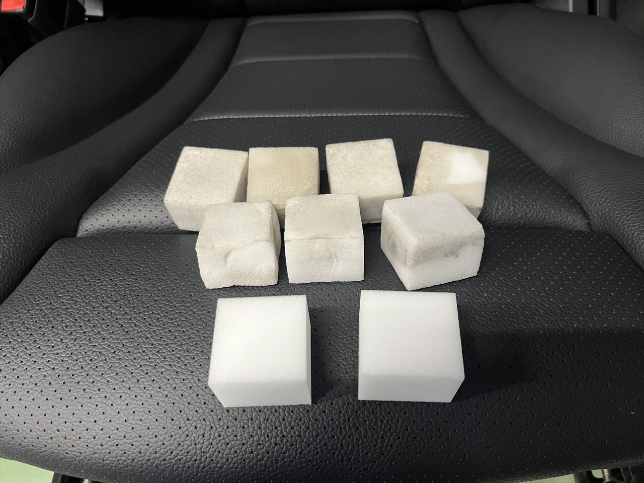 車内クリーニング (タバコ臭)