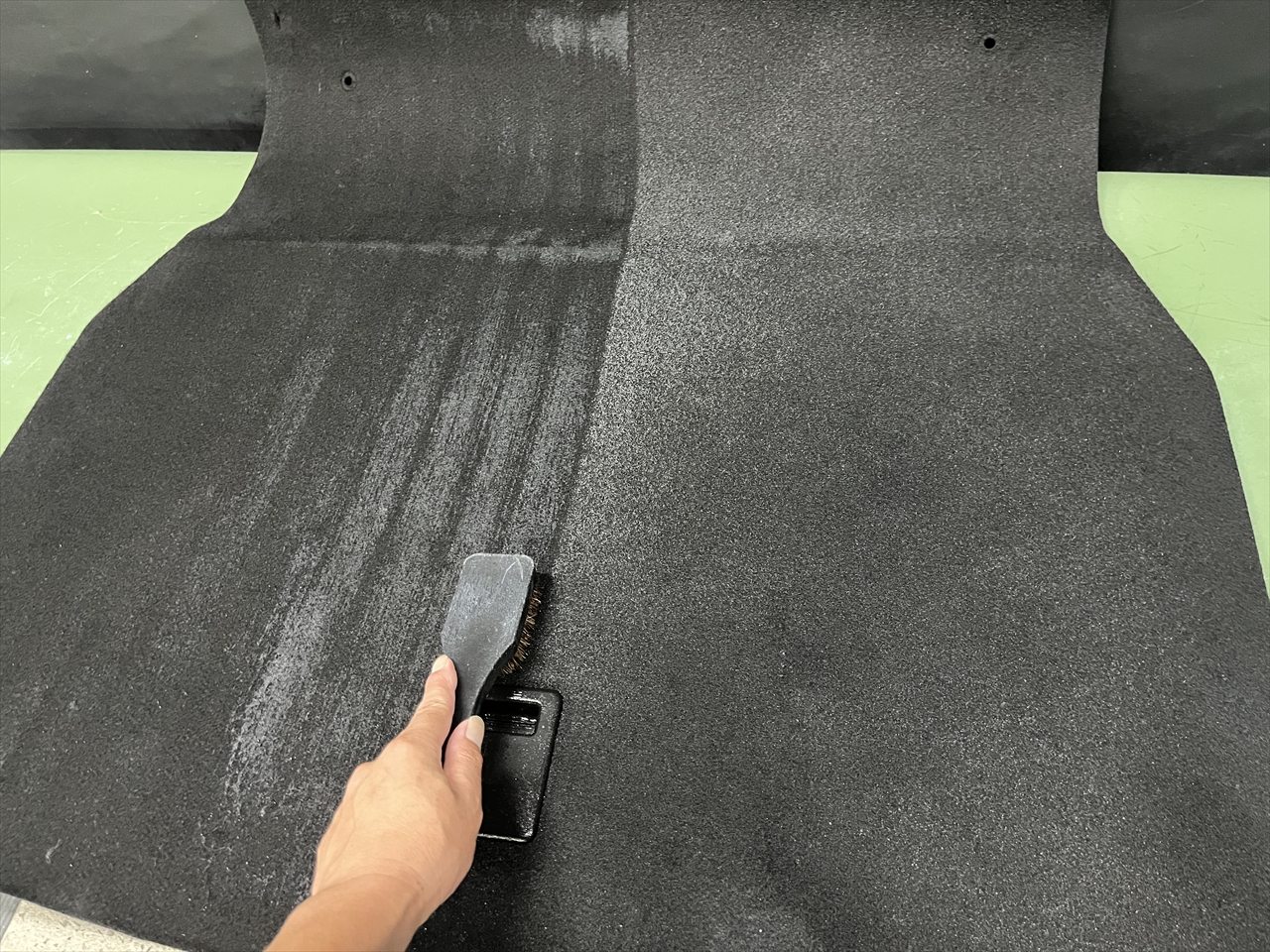 車内クリーニング (タバコ臭)