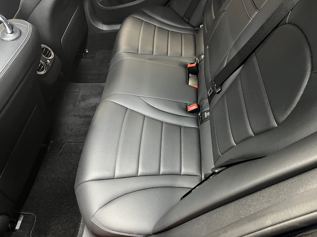 車内クリーニング (タバコ臭)