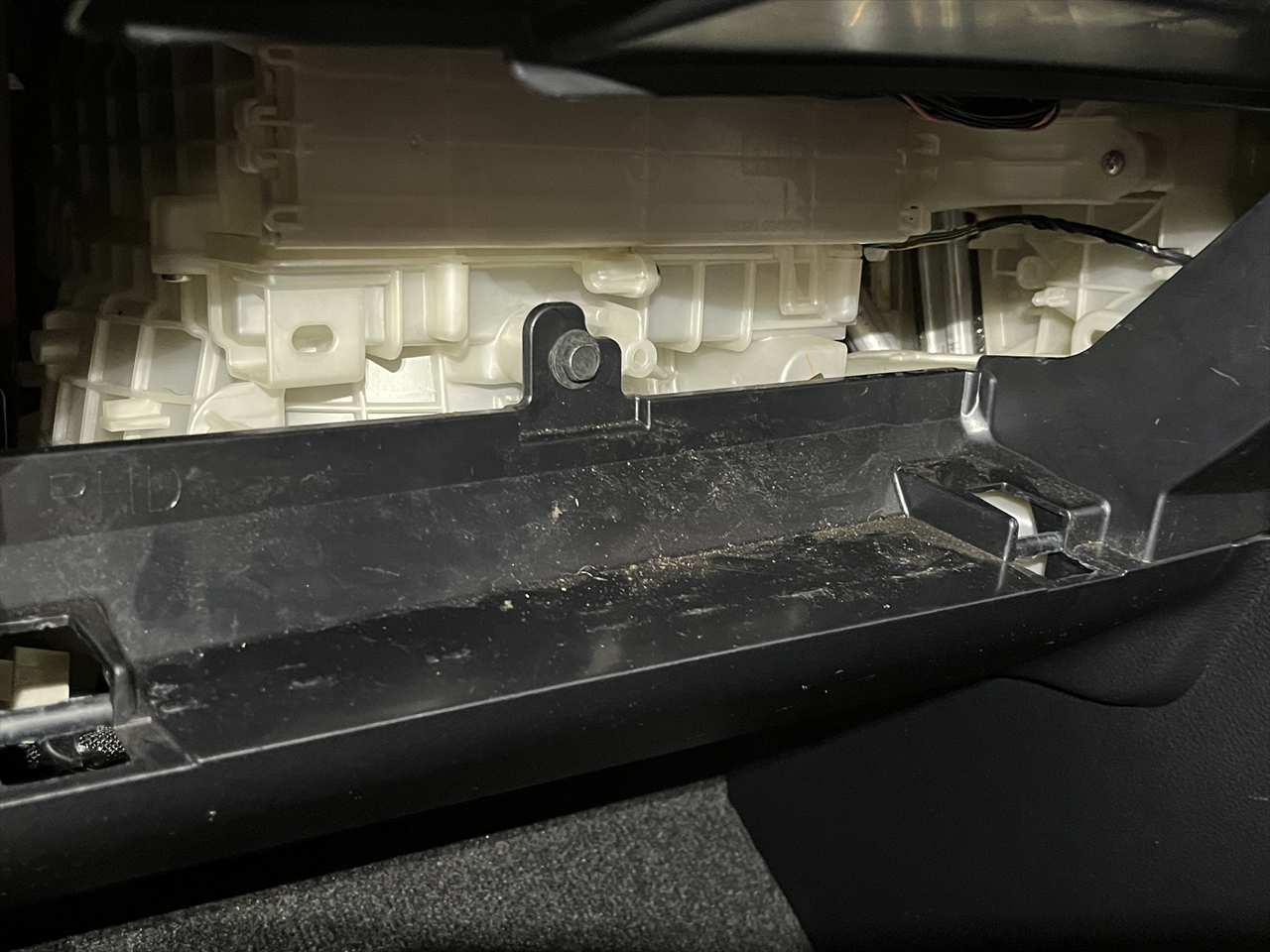 車内クリーニング (タバコ臭)