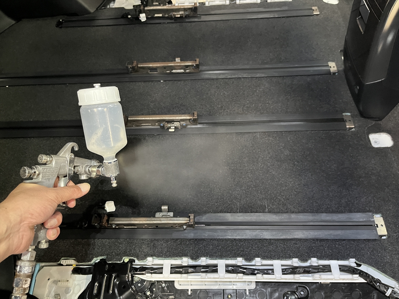 車内クリーニング (タバコ臭)