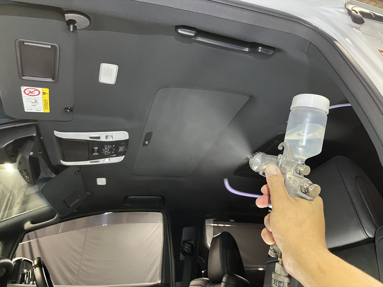 車内クリーニング (タバコ臭)