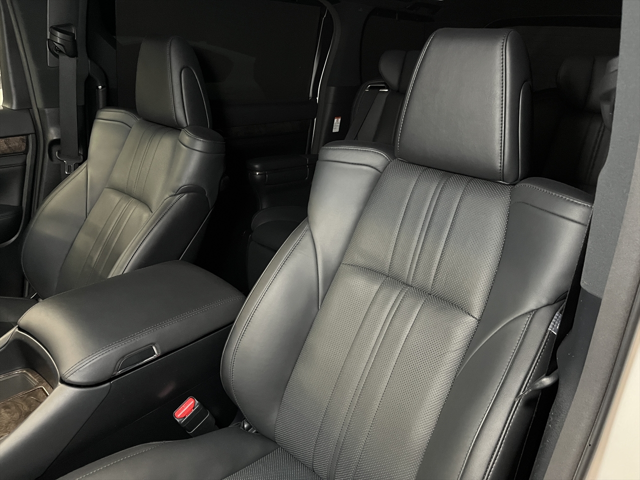 車内クリーニング (タバコ臭)