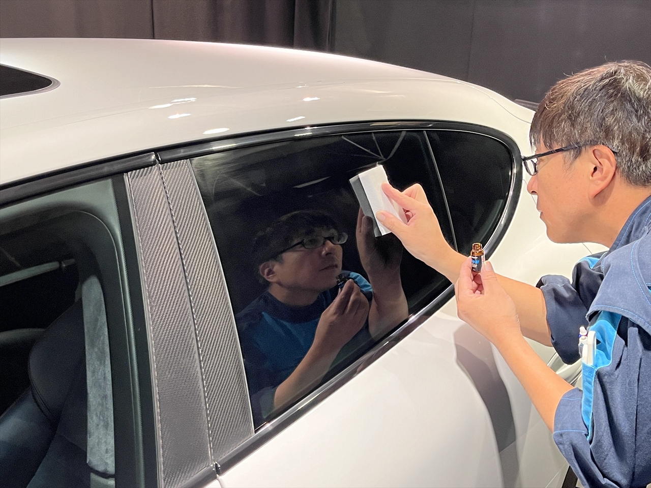 ガラス撥水コーティング