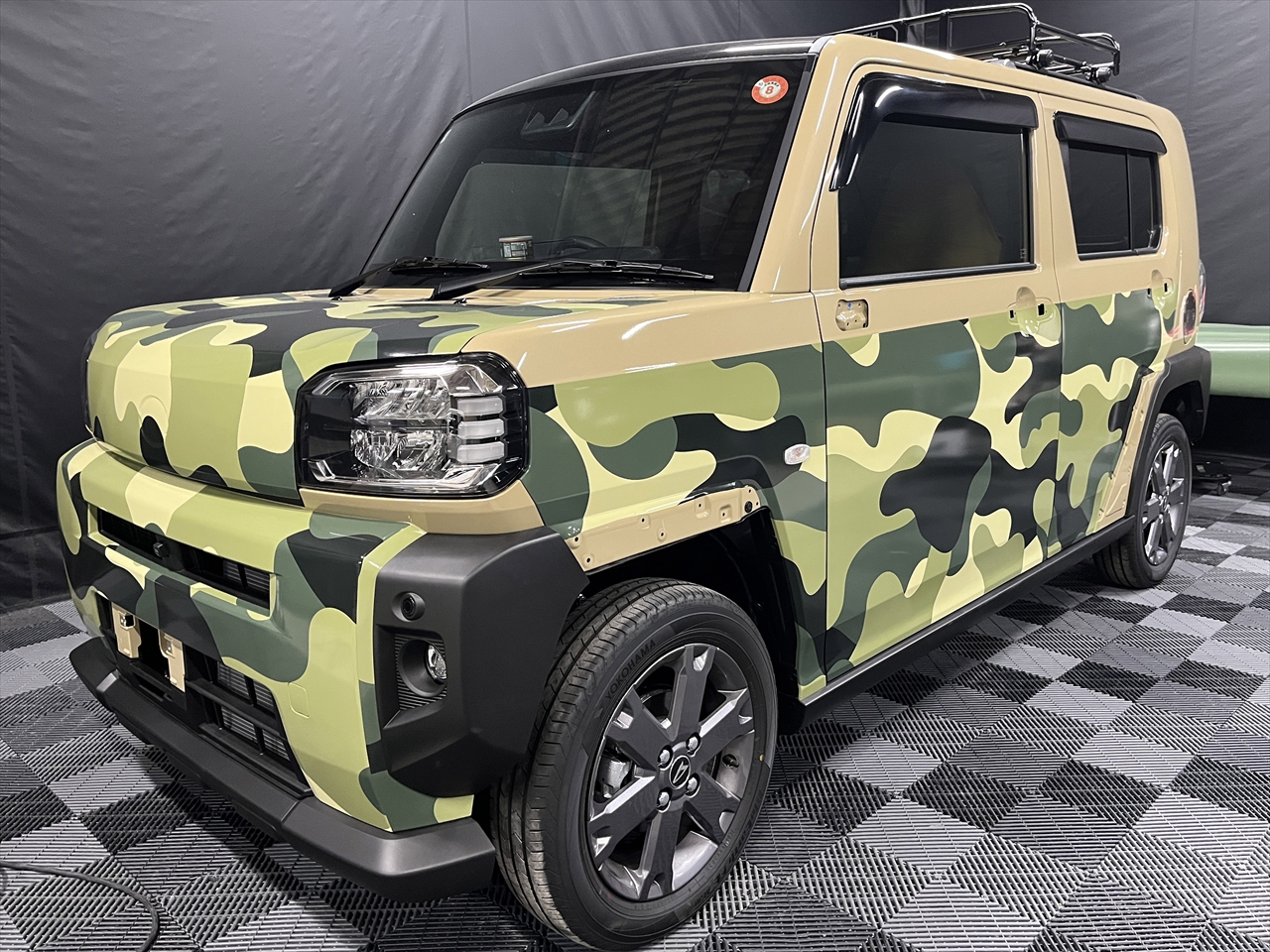 カーラッピングフィルム(迷彩柄グリーン)