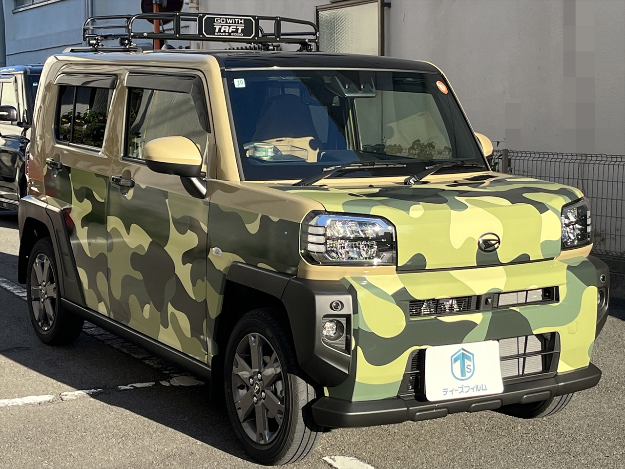 カーラッピングフィルム(迷彩柄グリーン)