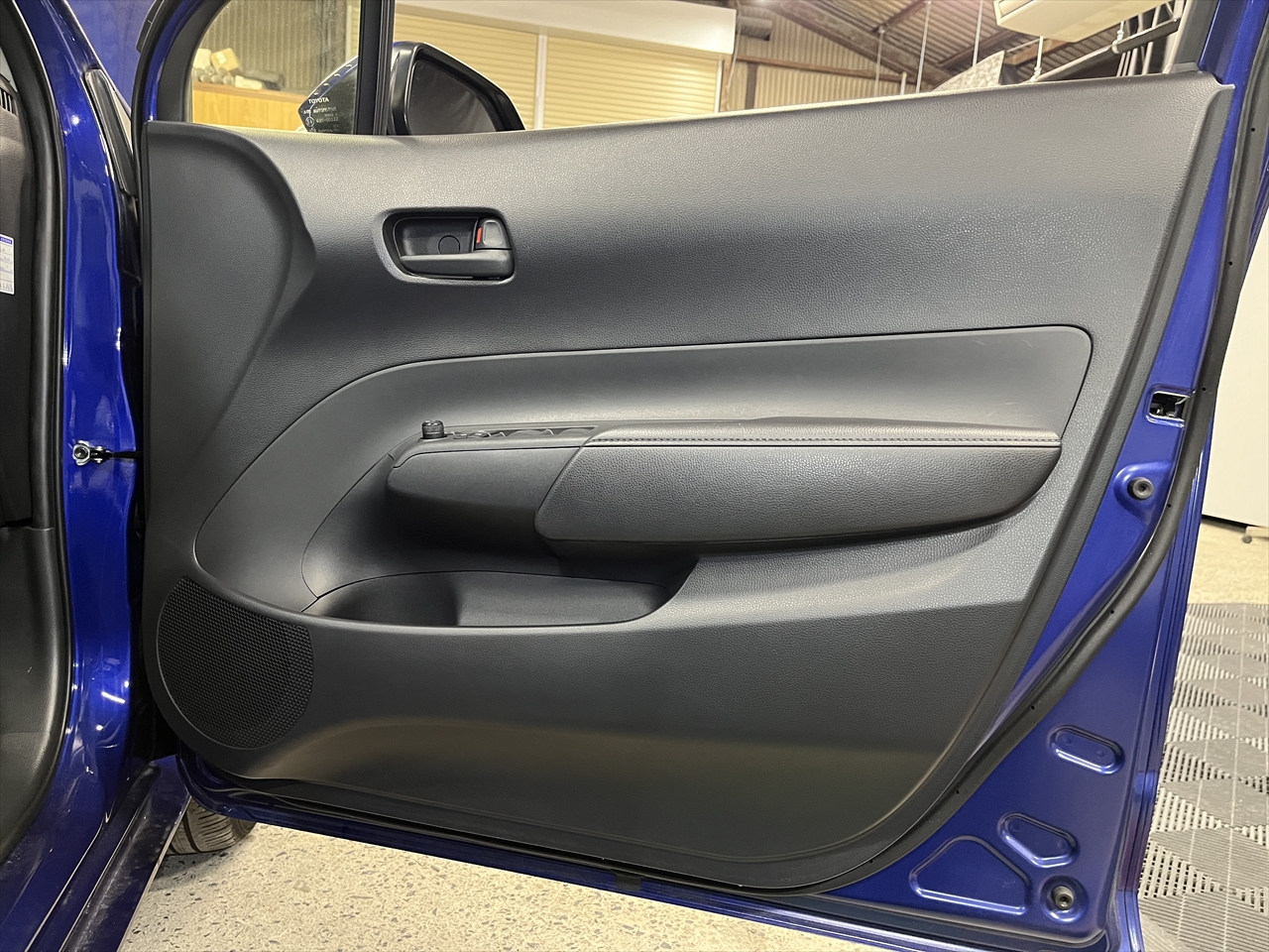 車内クリーニング(嘔吐)