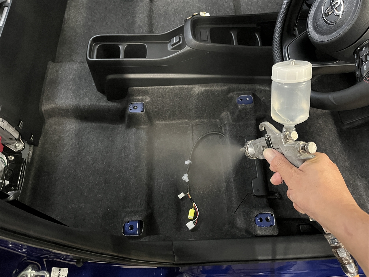 車内クリーニング(嘔吐)