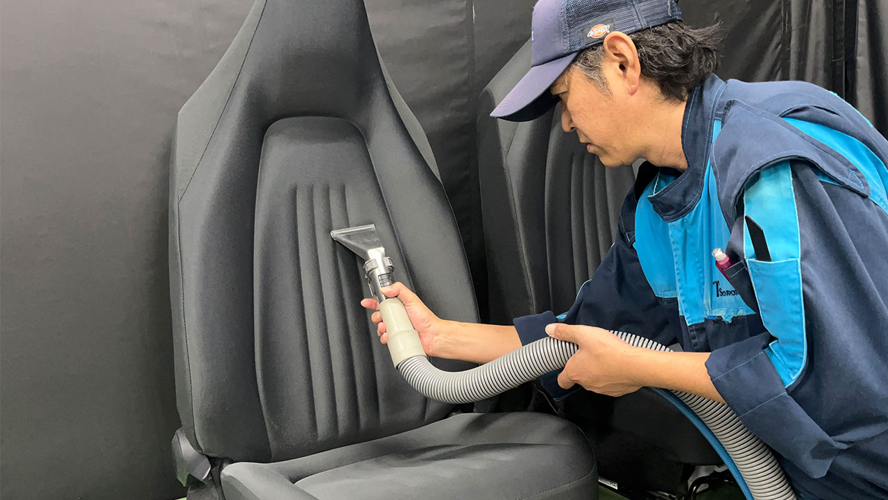 トヨタ アクア X