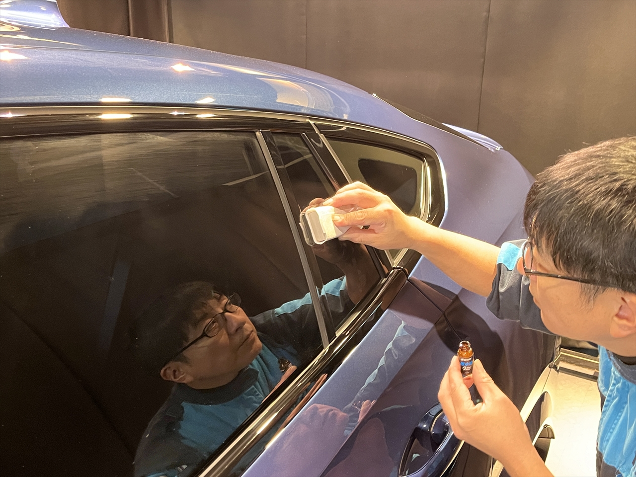 ガラス撥水コーティング