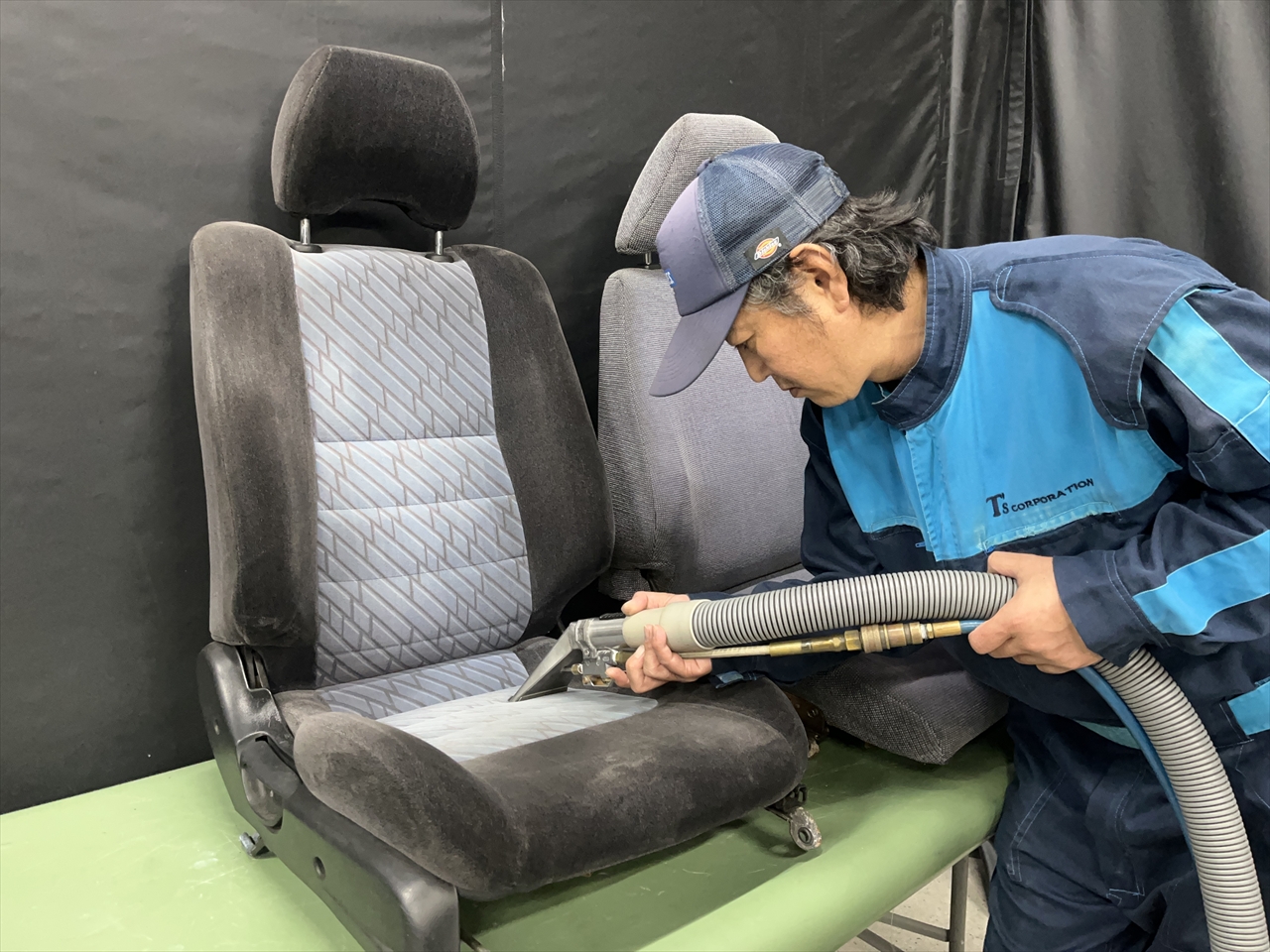 車内クリーニング(カビ)