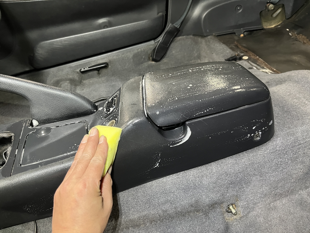 車内クリーニング(カビ)