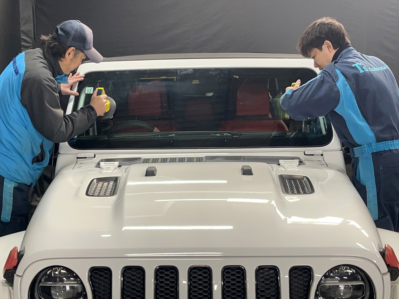 フロントガラス交換・修理