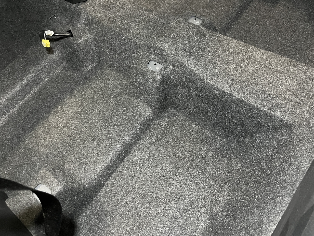 車内クリーニング (飲み物こぼし)