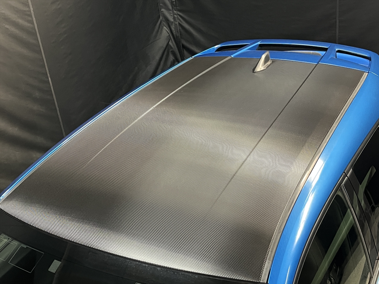 カーラッピングフィルム(ルーフ)