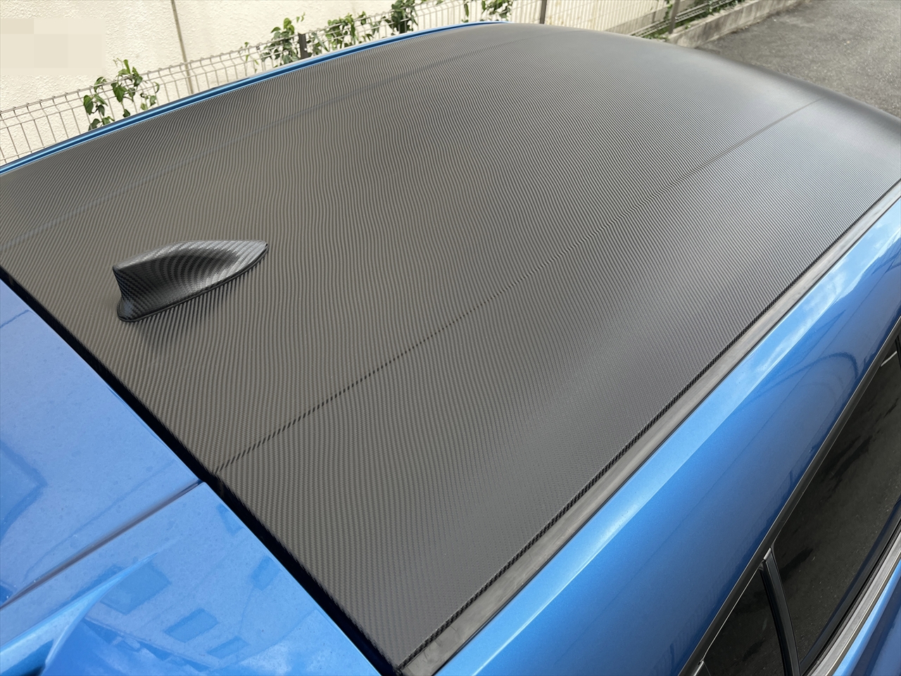 カーラッピングフィルム(ルーフ)