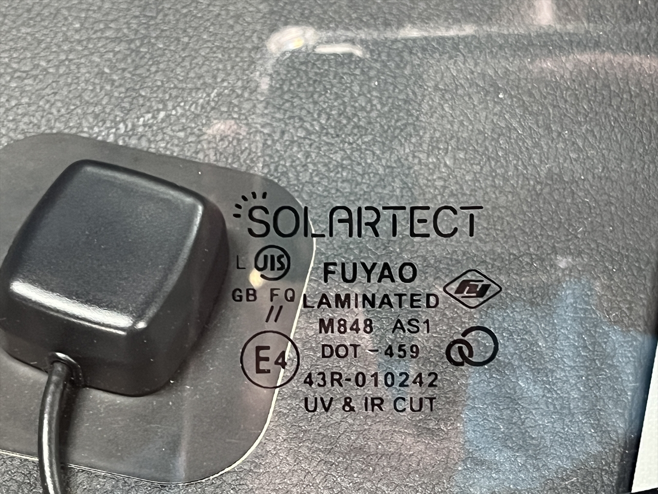 フロントガラス交換・修理