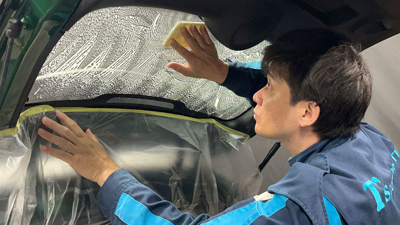 MINI MINI クーパーC エッセンシャル・トリム