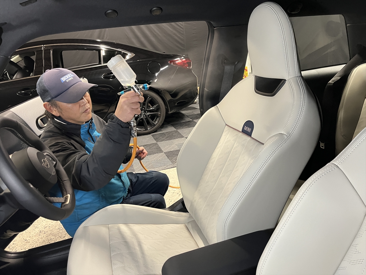 レザーコーティング