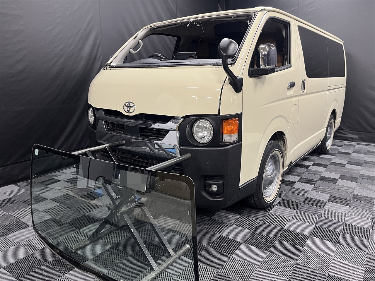 フロントガラス交換・修理