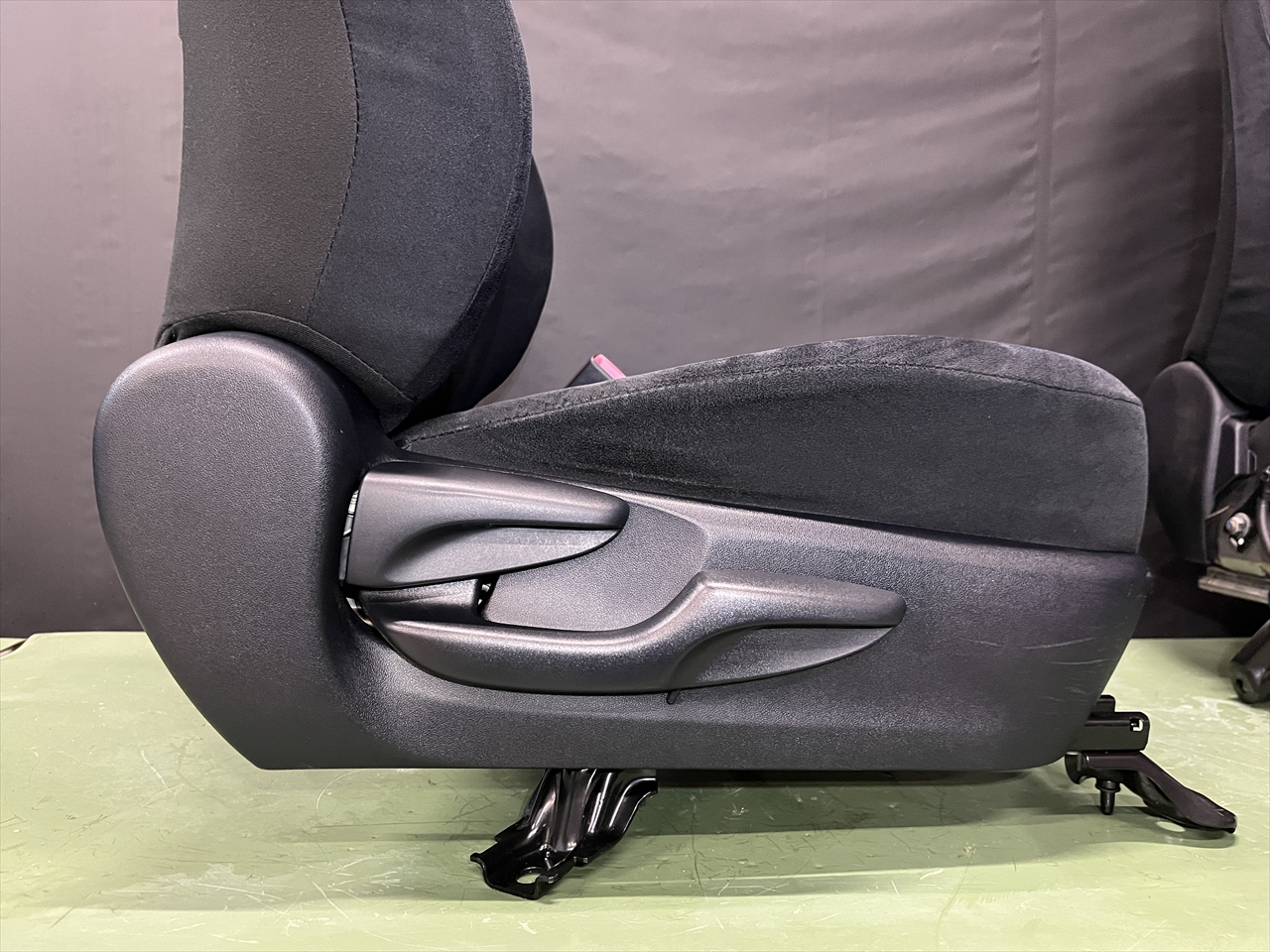 車内クリーニング(ペット臭・芳香剤・タバコ臭等)