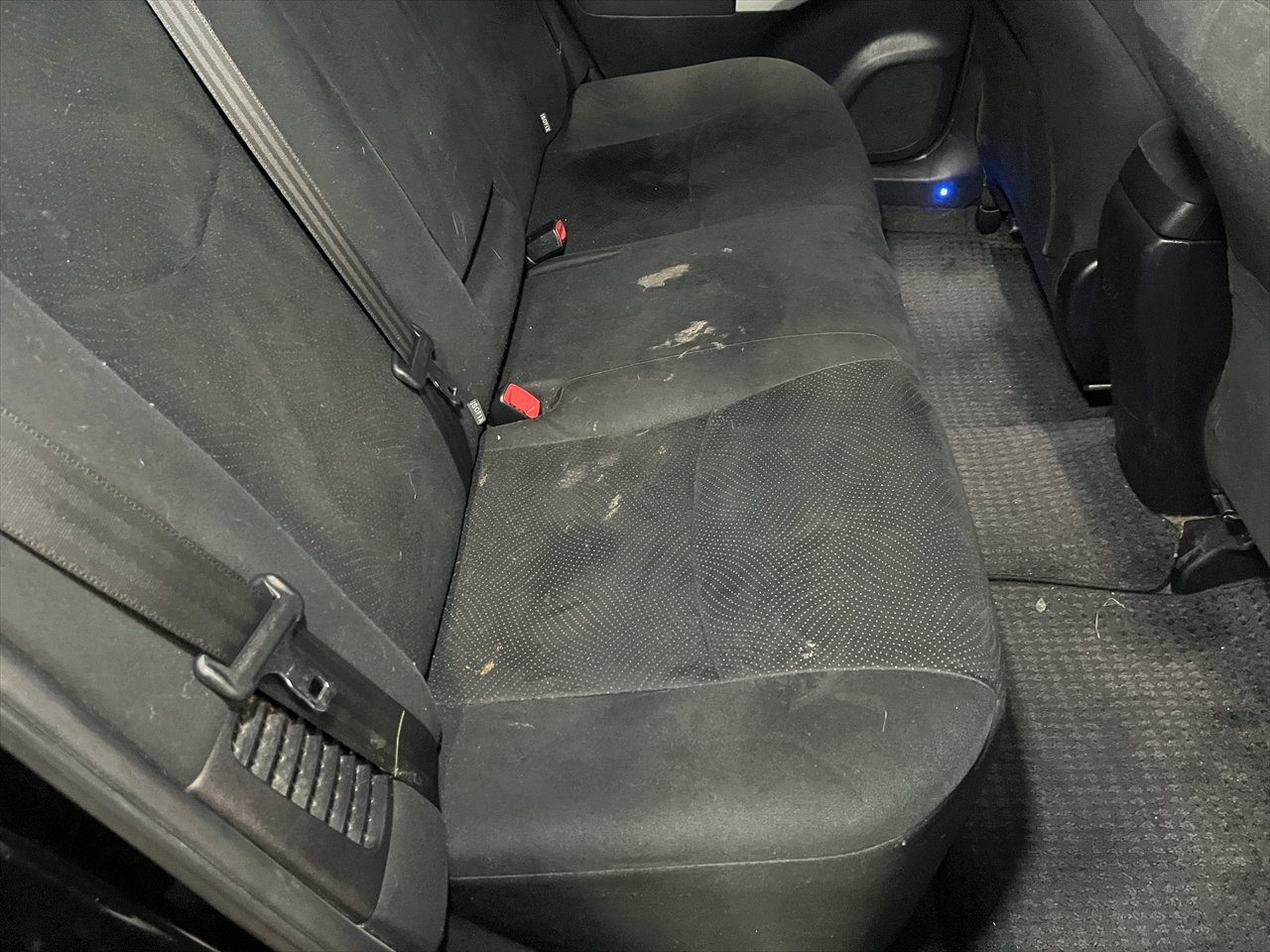 車内クリーニング(ペット臭・芳香剤・タバコ臭等)