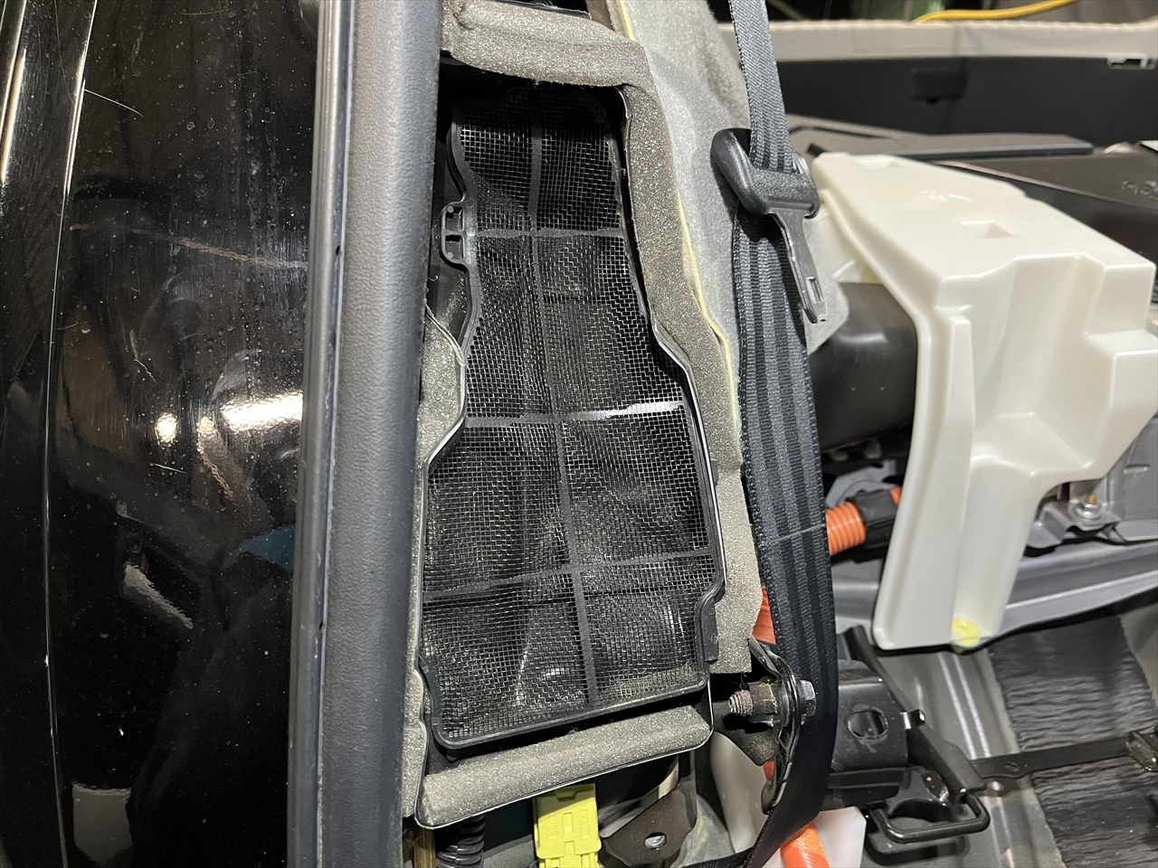 車内クリーニング(ペット臭・芳香剤・タバコ臭等)