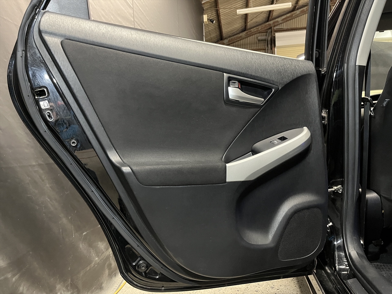 車内クリーニング(ペット臭・芳香剤・タバコ臭等)