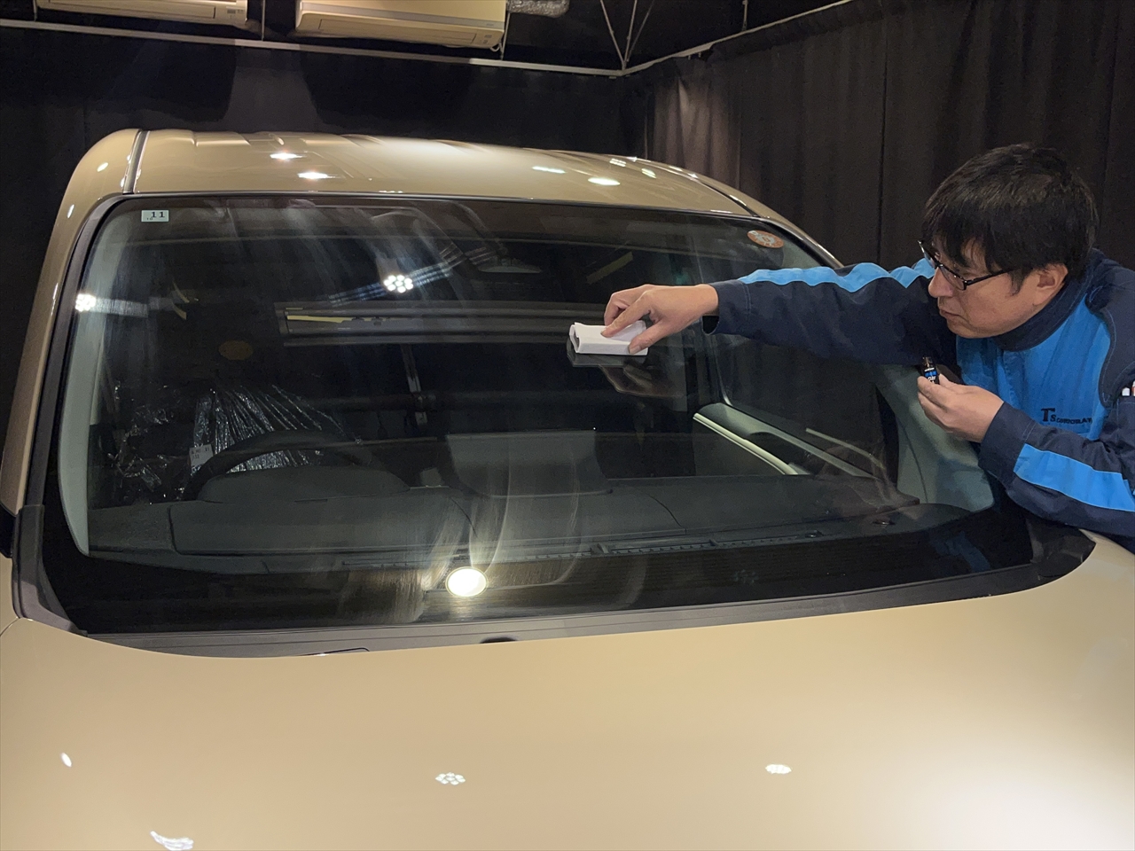 ガラス撥水コーティング