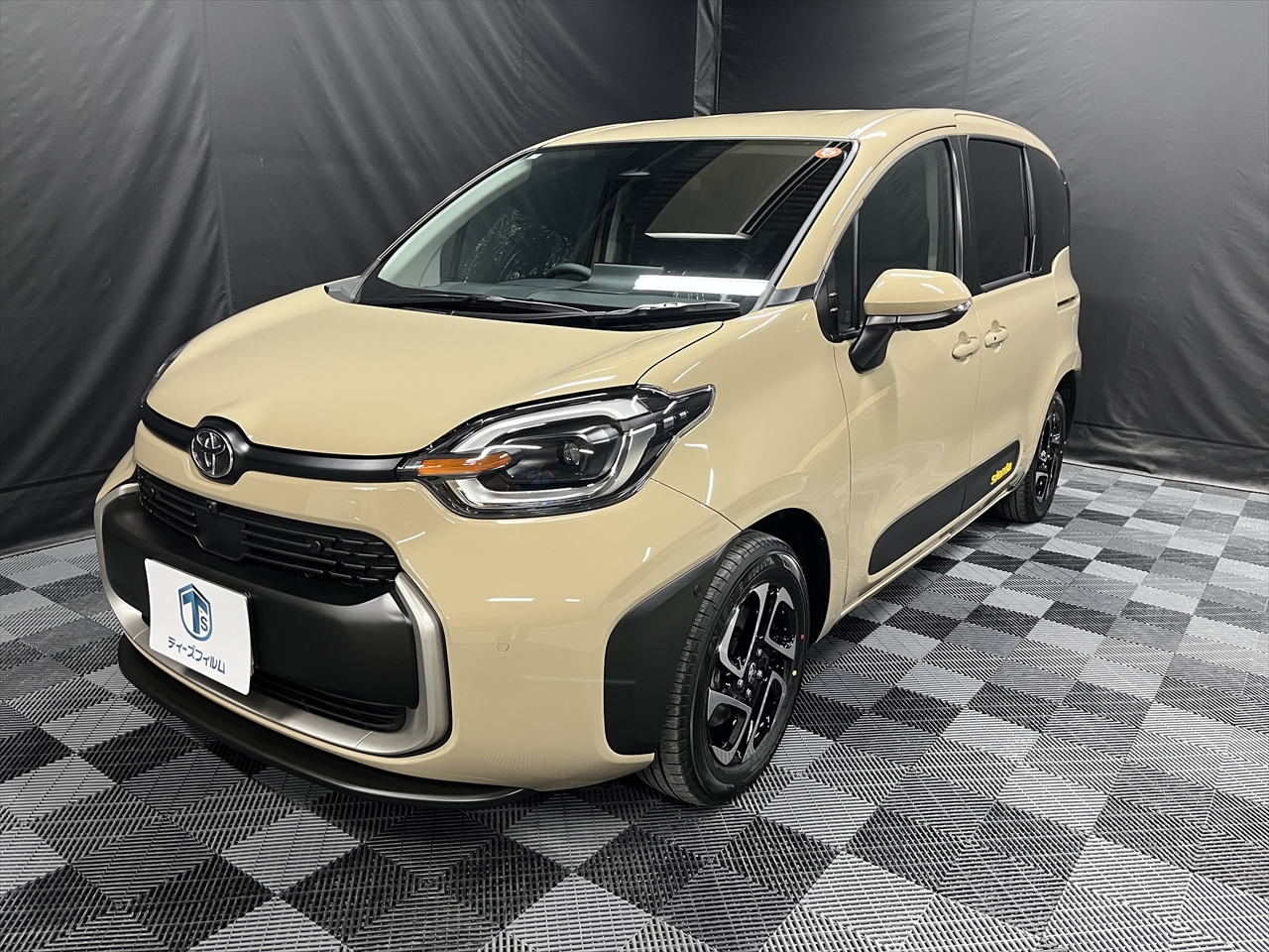 ガラス撥水コーティング