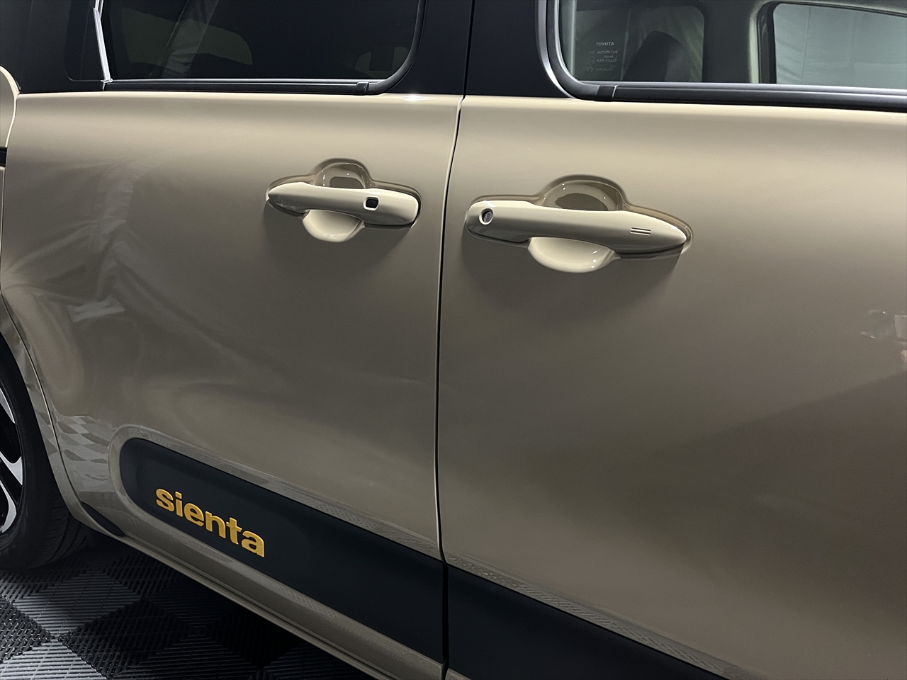 カープロテクションフィルム