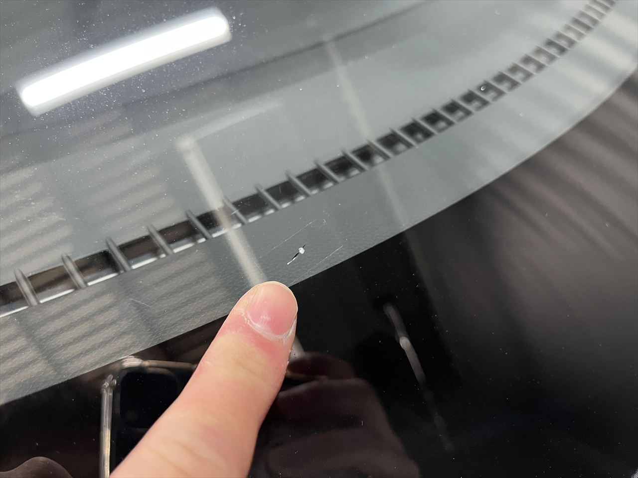 フロントガラス交換・修理