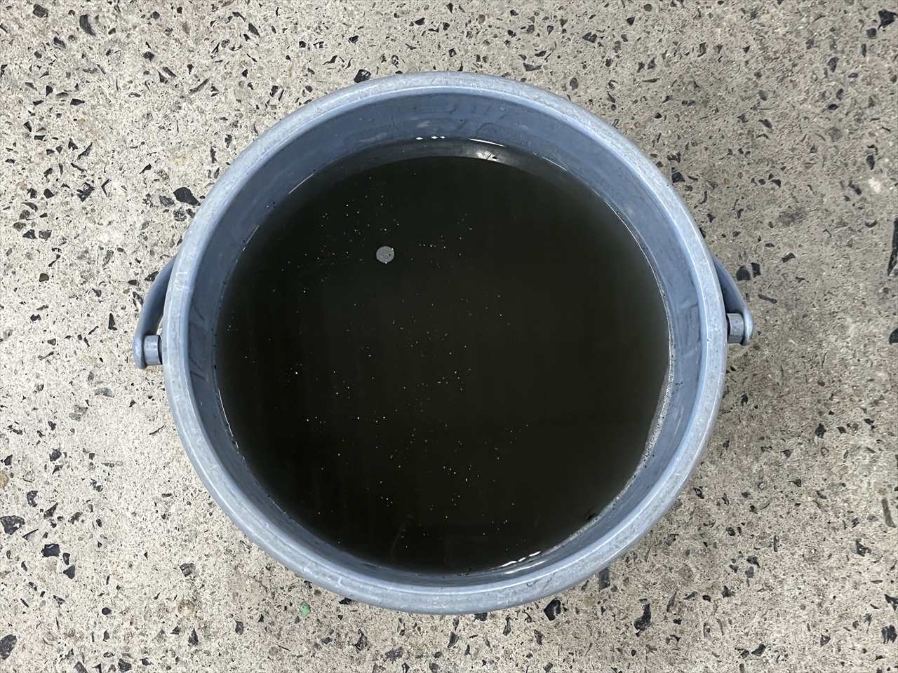 車内クリーニング (タバコ臭)