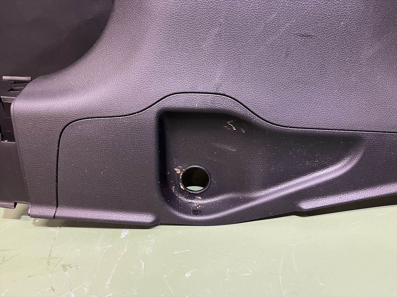 車内クリーニング (嘔吐 シート周り)