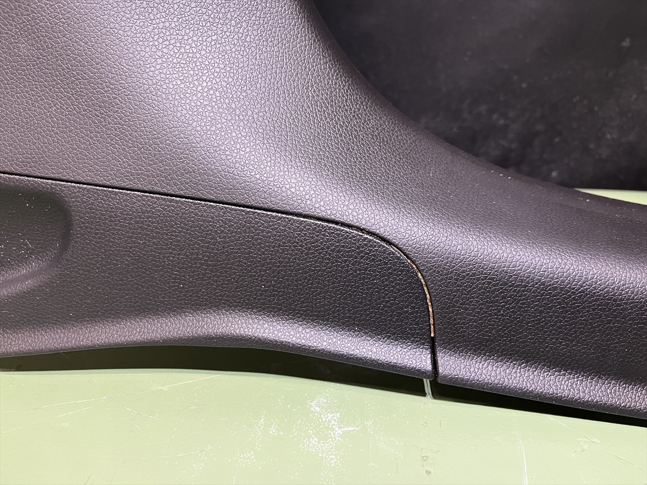 車内クリーニング (嘔吐 シート周り)