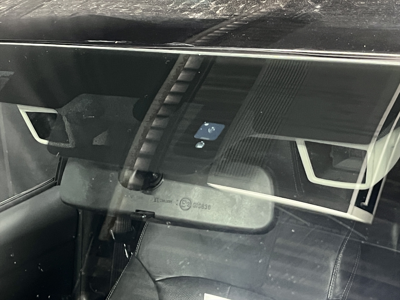 フロントガラス交換・修理