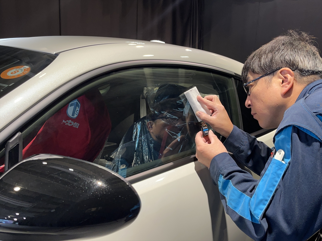 ガラス撥水コーティング