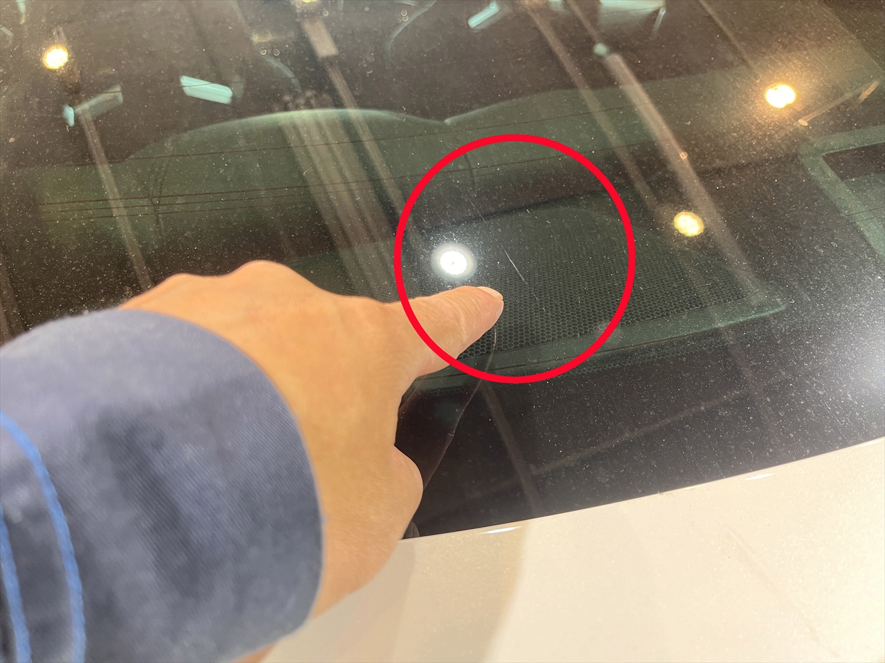 リアガラス交換修理