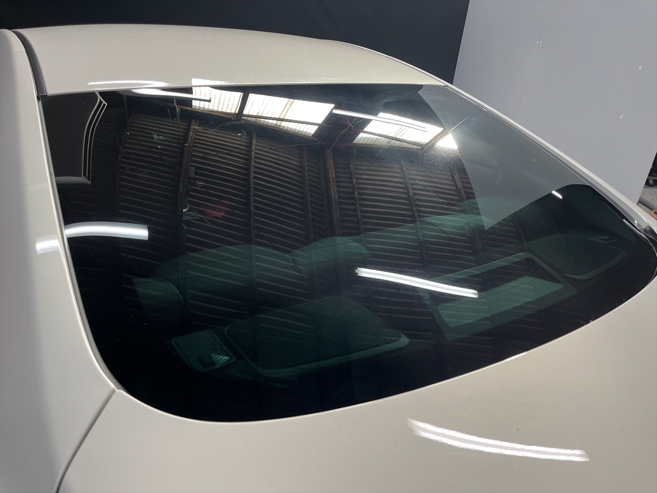 リアガラス交換