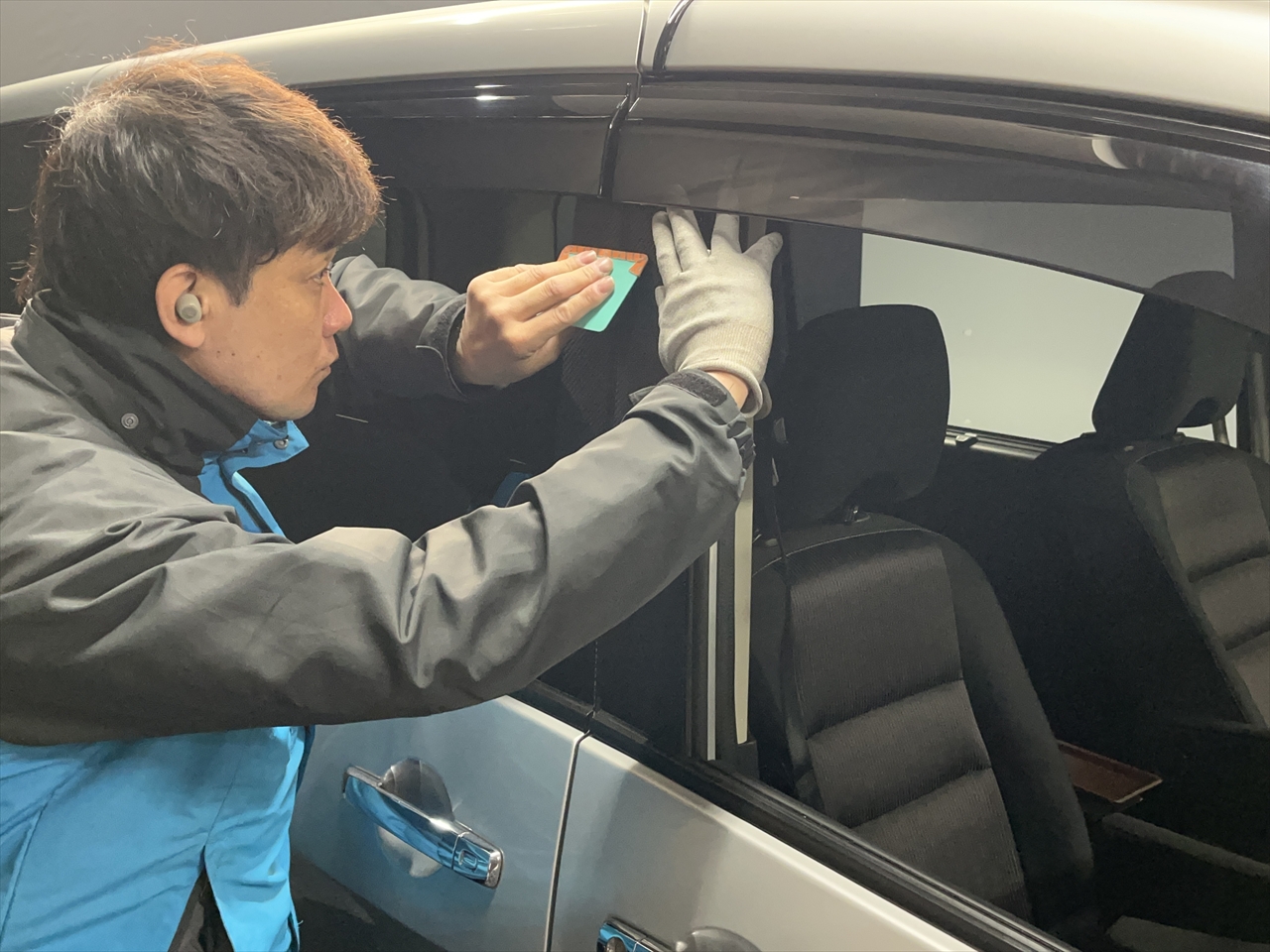 カーラッピングフィルム(ピラー)