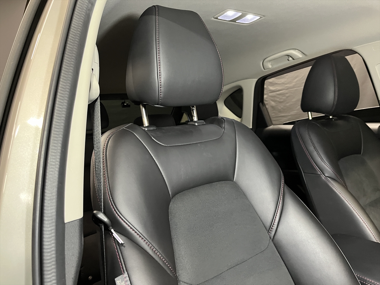 車内クリーニング (お漏らし 運転席シート)