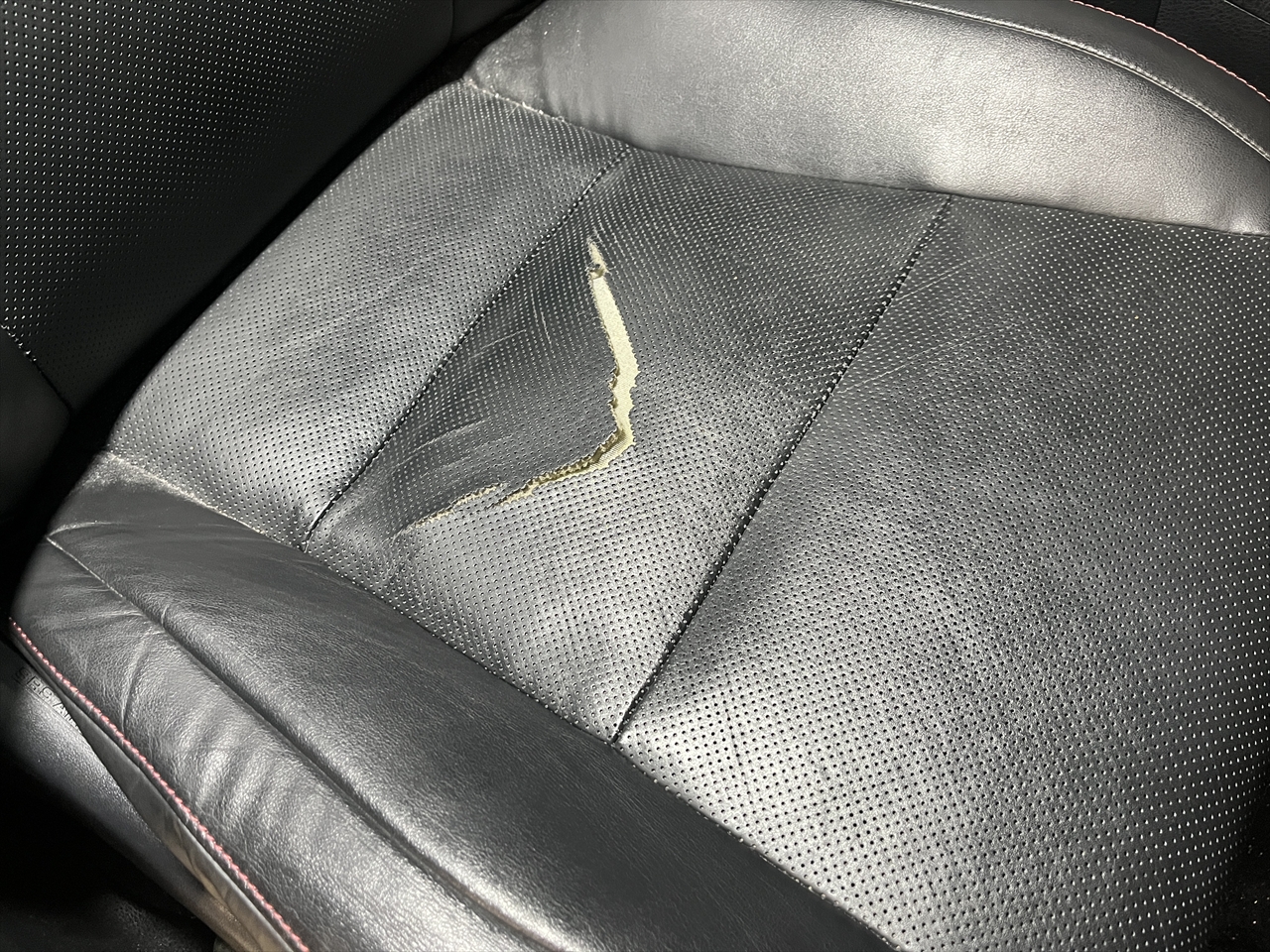 内装リペア・修理(シート張替え)